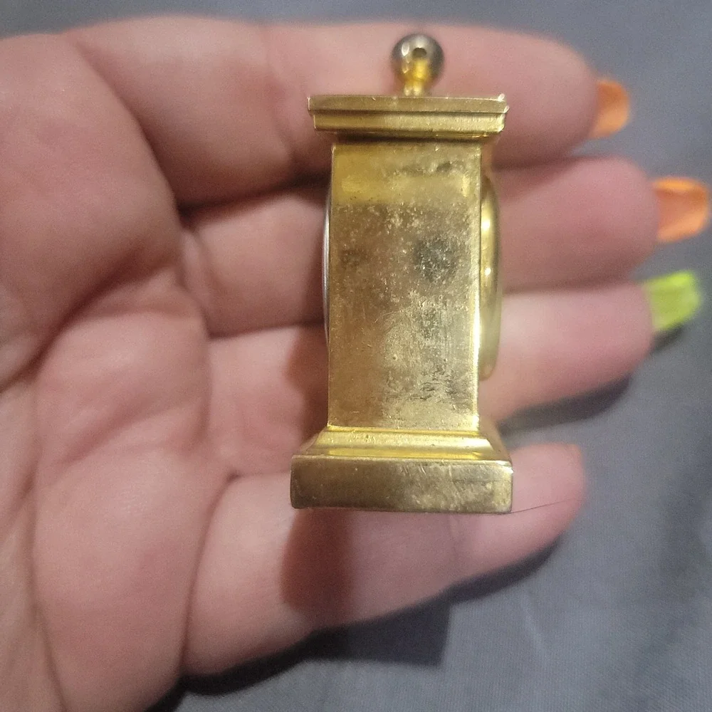Miniature collectible Desk clock Cherub Guardian Angel Gold Tone